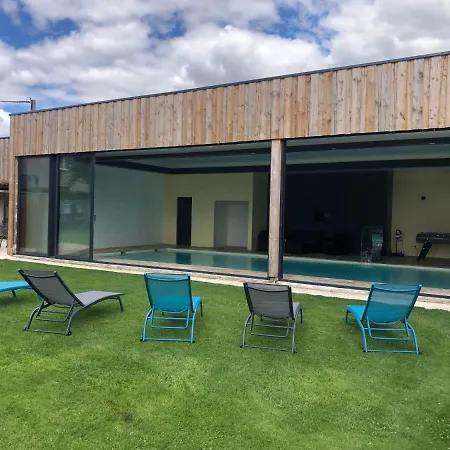Logement @ 10 Personnes Avec Piscine Interieure 31 Degres Zoo De La Fleche 24 H Du Mans Exterior foto